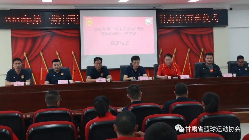 刻苦训练篮球时如何避免受伤的建议_0